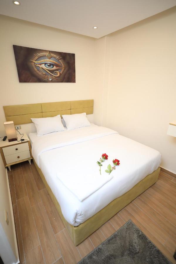 Pyramids Heart Hotel Kafrat al Jabal Luaran gambar