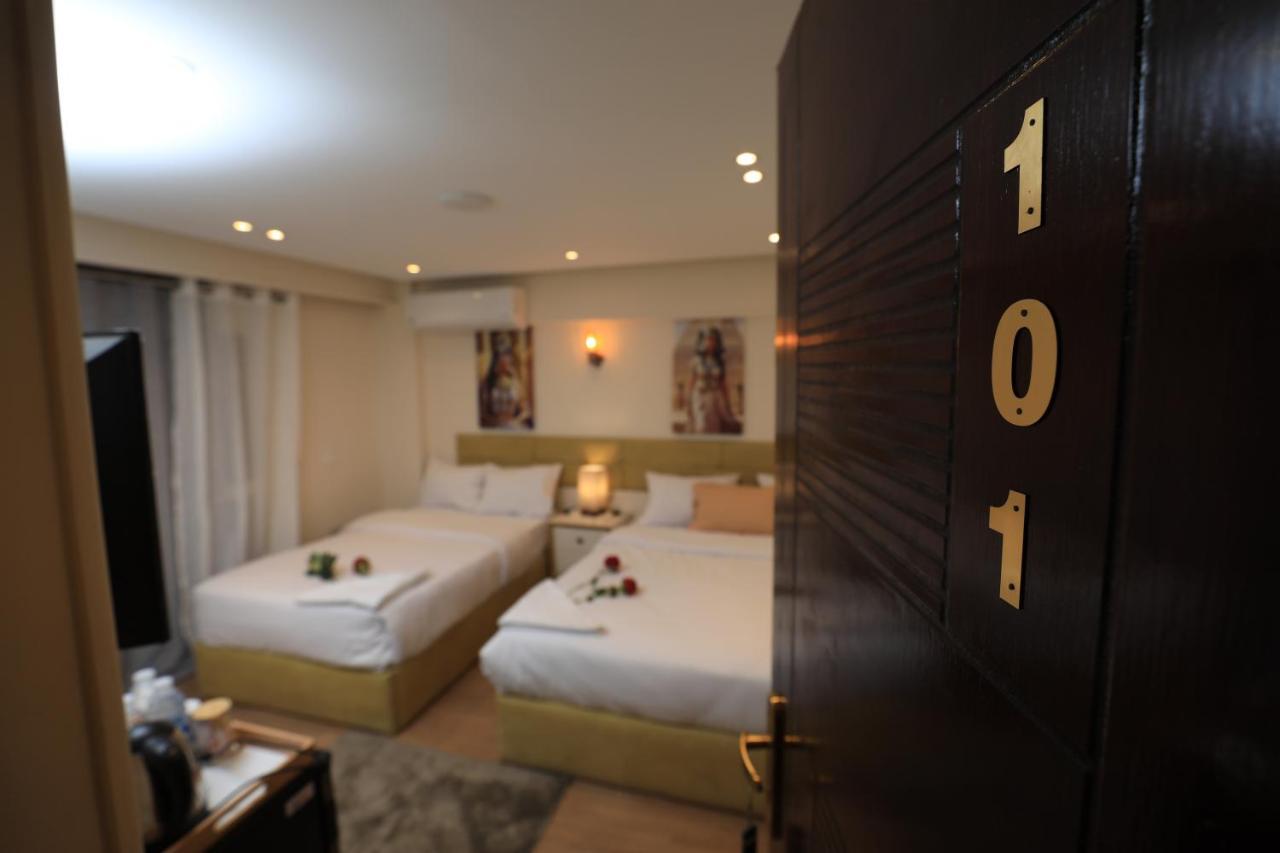 Pyramids Heart Hotel Kafrat al Jabal Luaran gambar