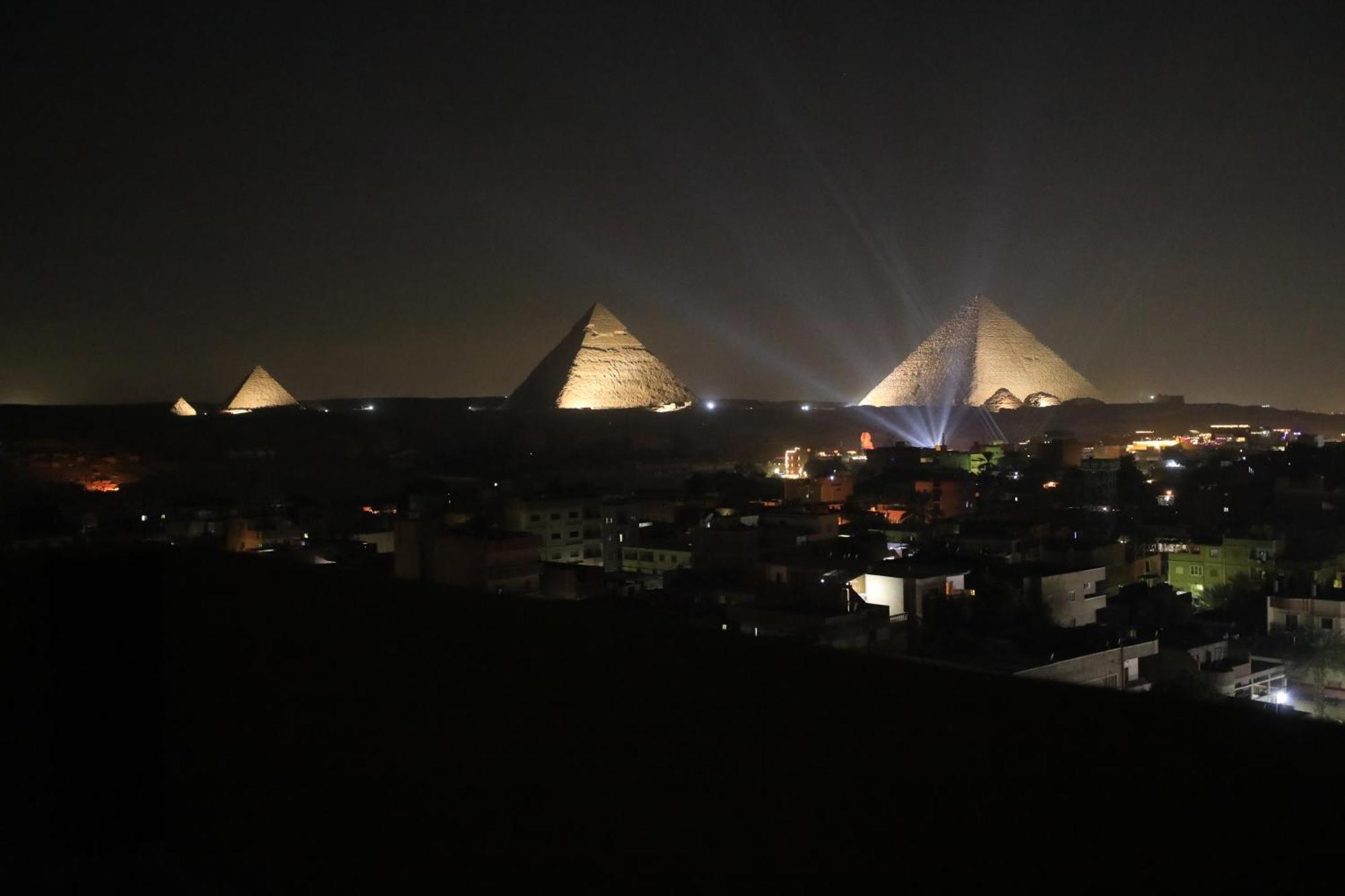 Pyramids Heart Hotel Kafrat al Jabal Luaran gambar