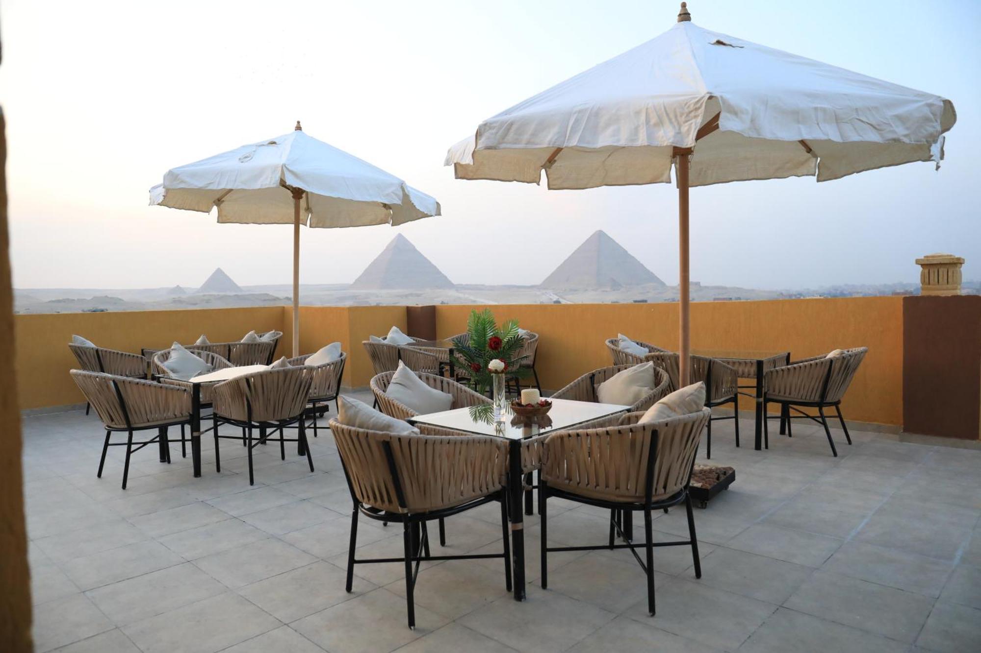 Pyramids Heart Hotel Kafrat al Jabal Luaran gambar