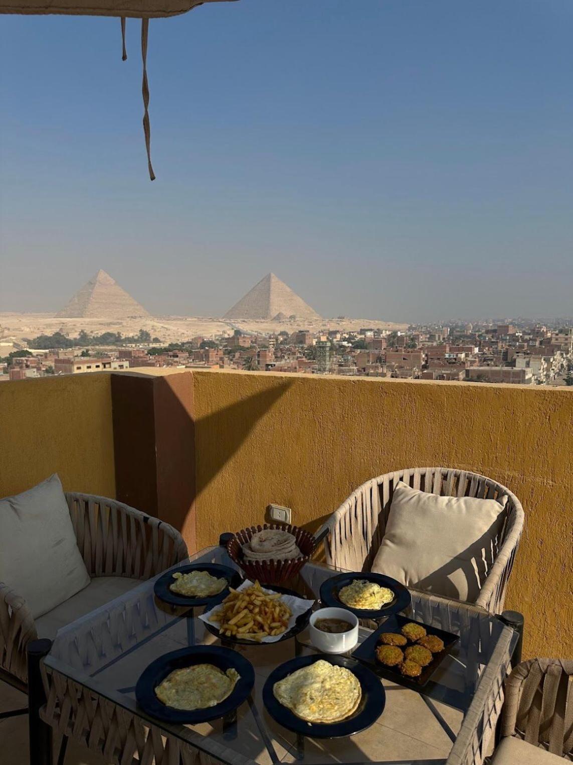 Pyramids Heart Hotel Kafrat al Jabal Luaran gambar