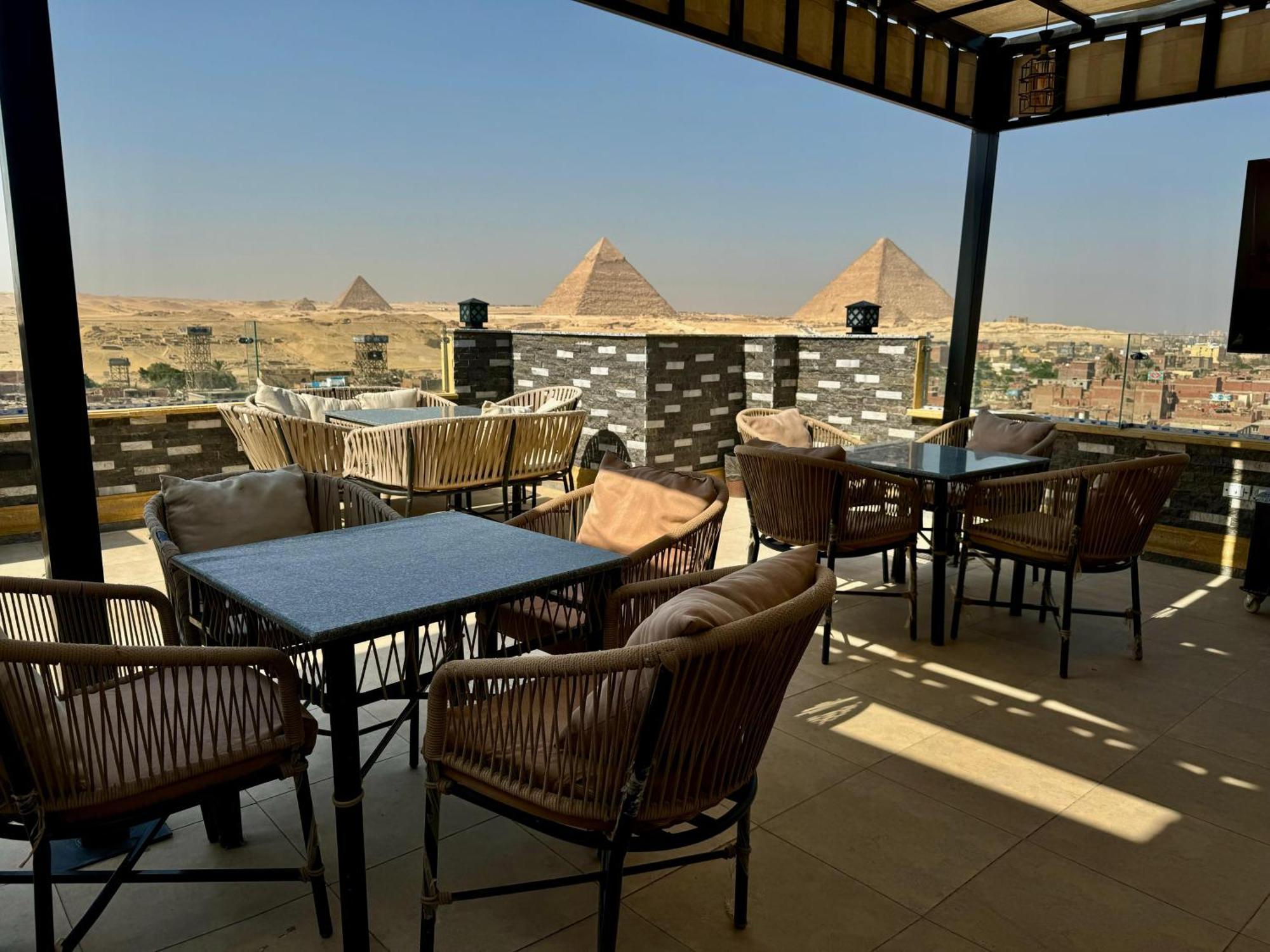 Pyramids Heart Hotel Kafrat al Jabal Luaran gambar